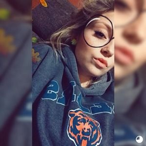 Meet your Posher, Carley